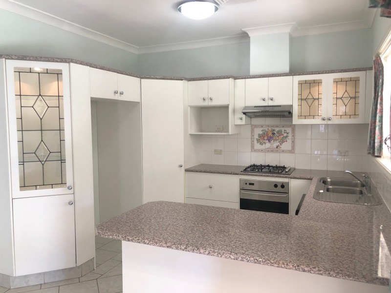 4 View Park Street, Prospect NSW 2148