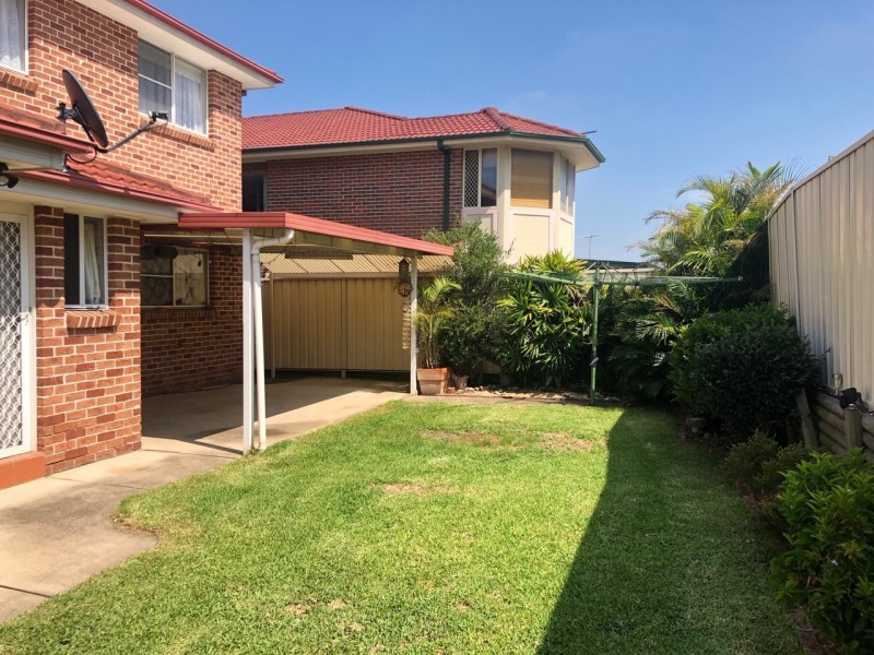 4 View Park Street, Prospect NSW 2148