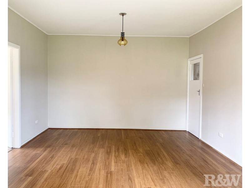 21 Blue Hills Crescent, Blacktown NSW 2148