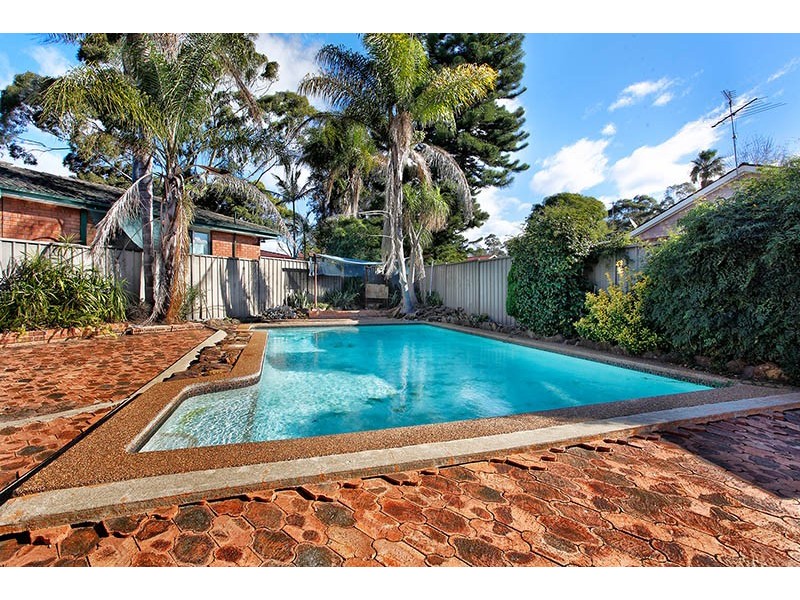 8 Okra Place, Quakers Hill NSW 2763