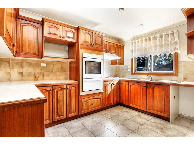 8 Okra Place, Quakers Hill NSW 2763