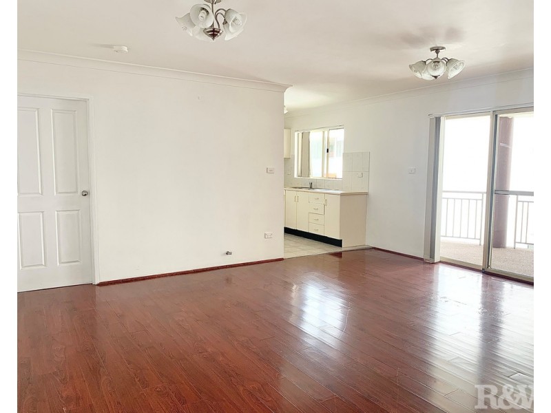 16/8-10 Fourth Avenue, Blacktown NSW 2148