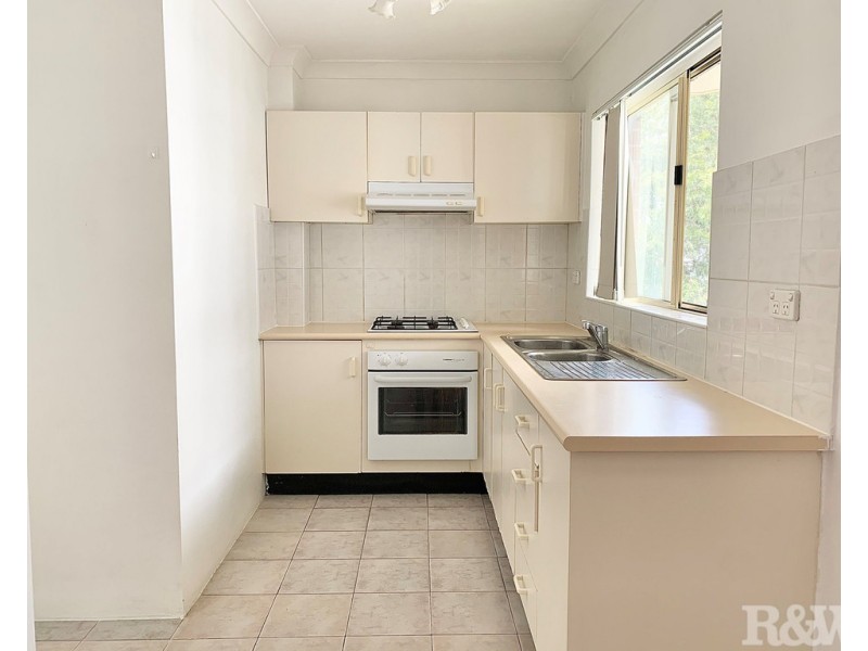 16/8-10 Fourth Avenue, Blacktown NSW 2148