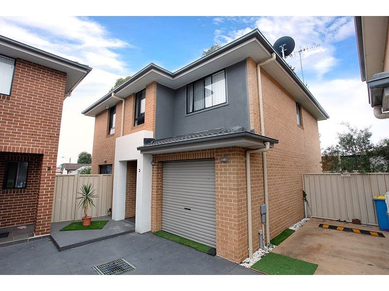3/6 Springfield Avenue, Blacktown NSW 2148