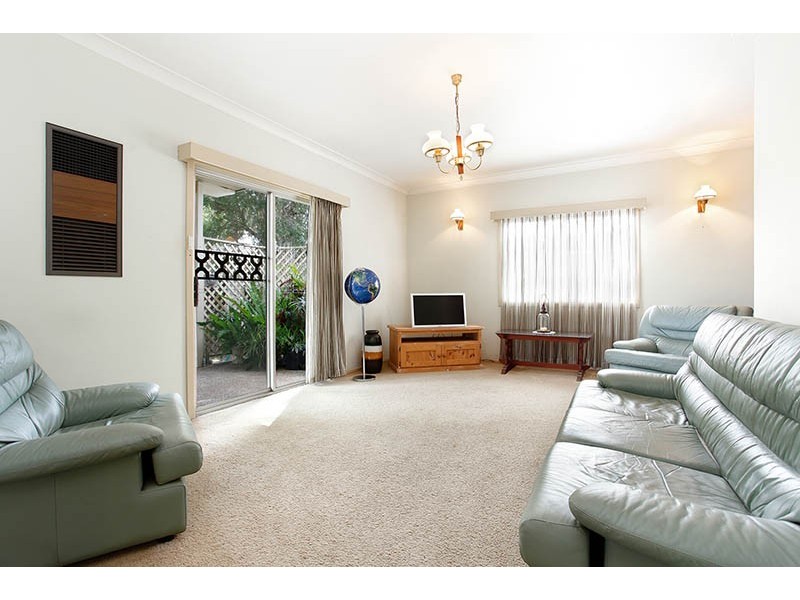 15 Irelands Road, Blacktown NSW 2148