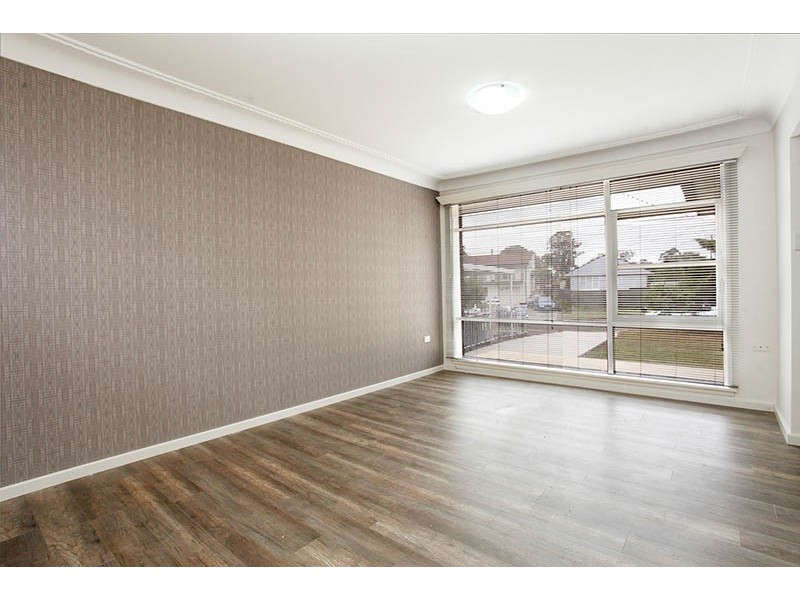 17 Burdett Crescent, Blacktown NSW 2148