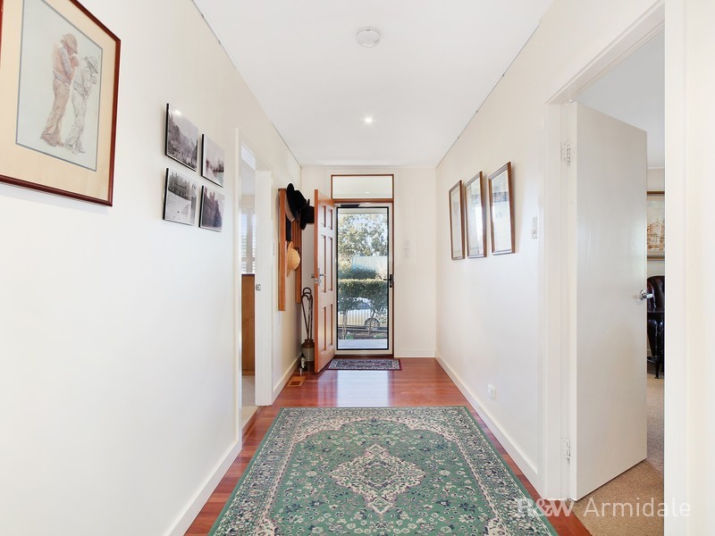112 Mossman Street, Armidale NSW 2350