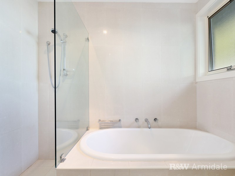 112 Mossman Street, Armidale NSW 2350