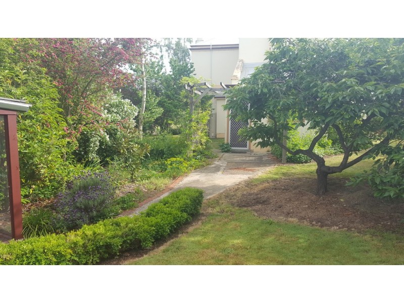 3 Hill Street, Uralla NSW 2358