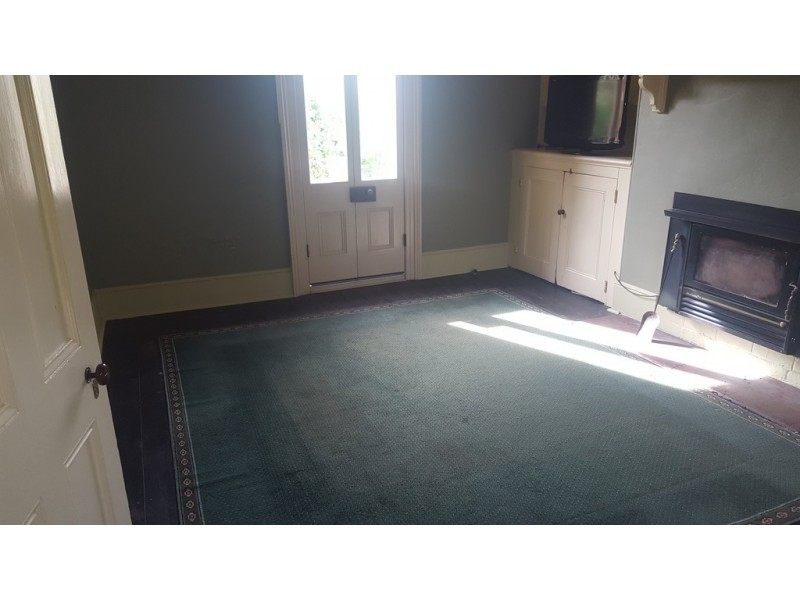 3 Hill Street, Uralla NSW 2358