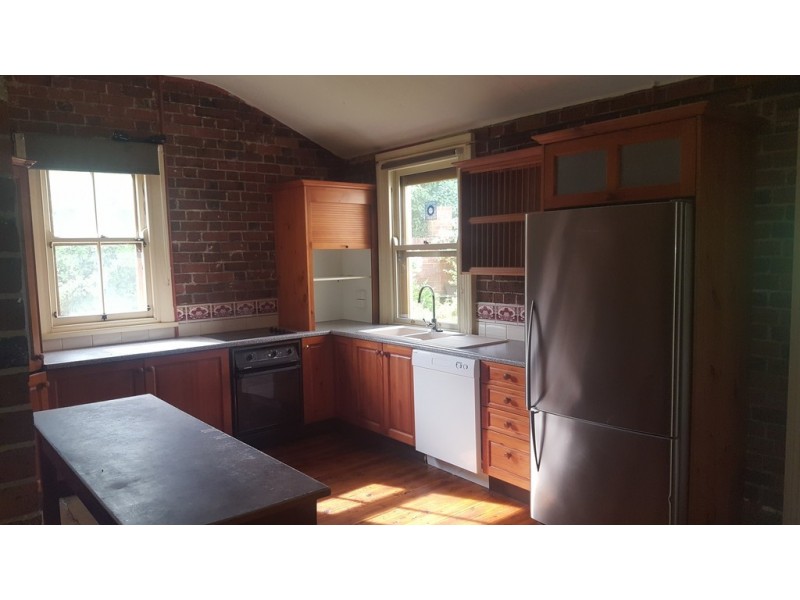 3 Hill Street, Uralla NSW 2358