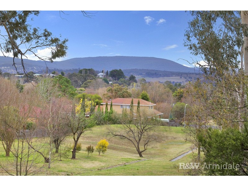 4 Carlow Close, Armidale NSW 2350