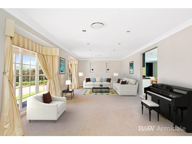 4 Carlow Close, Armidale NSW 2350