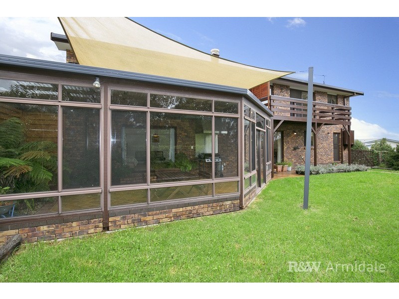 2 Rosecommon Avenue, Armidale NSW 2350