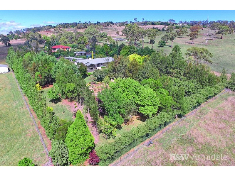 22 Springhill Lane, Armidale NSW 2350