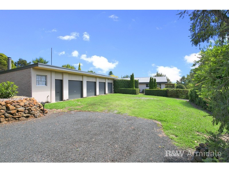 22 Springhill Lane, Armidale NSW 2350