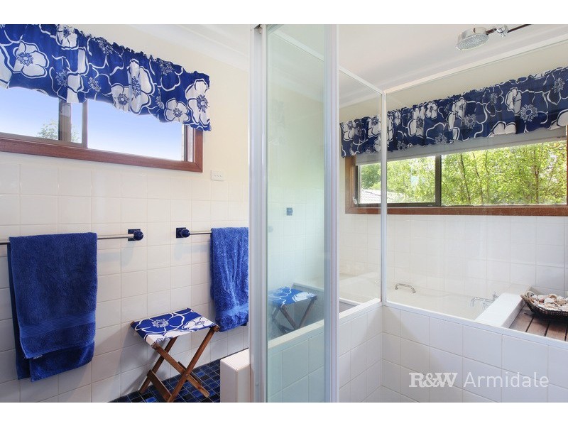 10 Bowman Avenue, Armidale NSW 2350