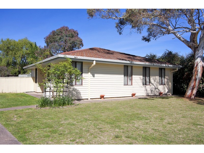 4 Bain Crescent, Armidale NSW 2350