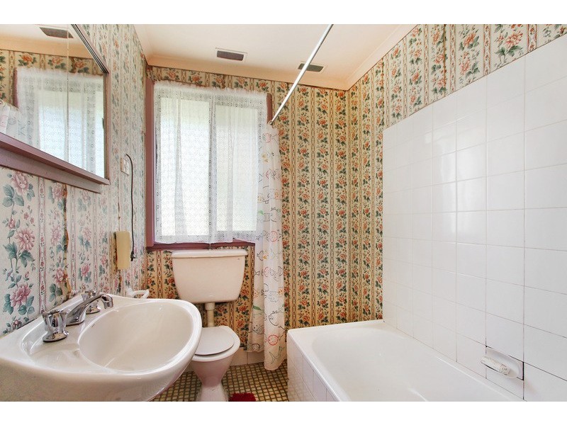 4 Bain Crescent, Armidale NSW 2350