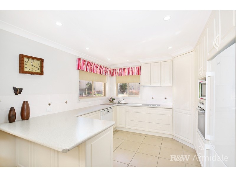 22 Golden Grove, Armidale NSW 2350