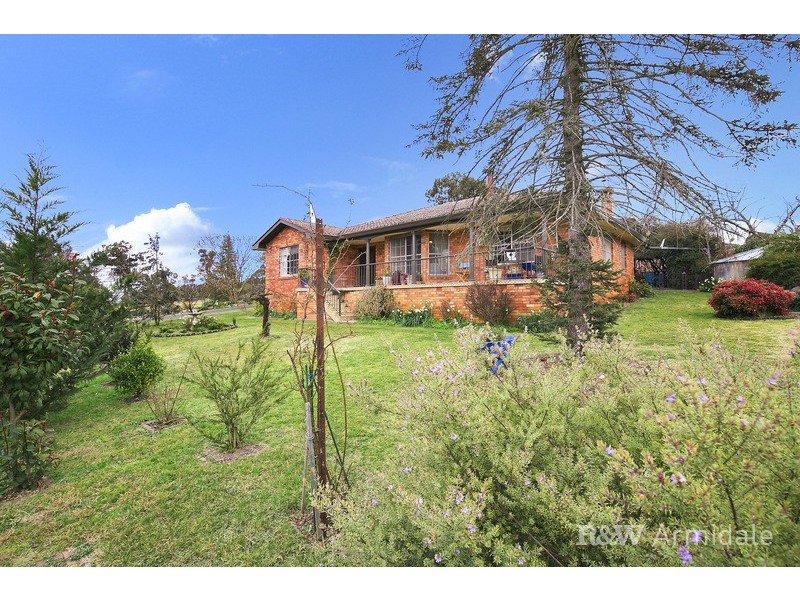 56 Heathersleigh Road, Kellys Plains, Armidale NSW 2350