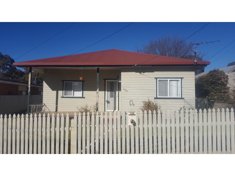 229 Chapel Street, Armidale NSW 2350