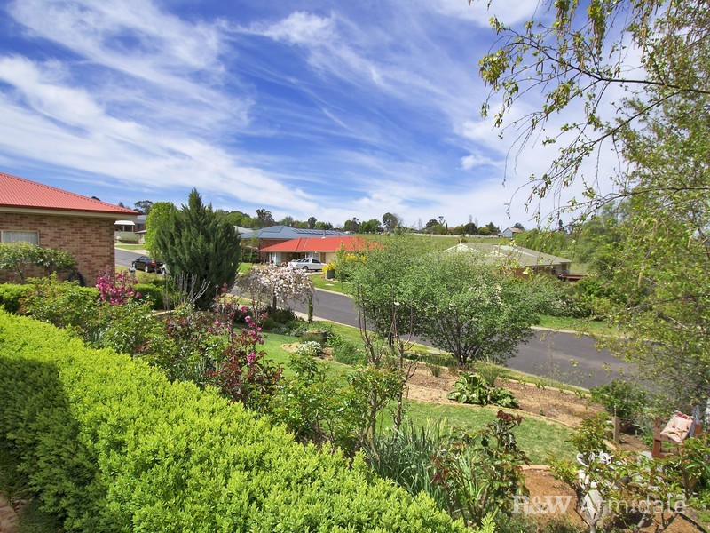 85 Ash Tree Drive, Armidale NSW 2350