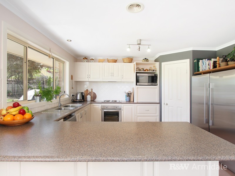 85 Ash Tree Drive, Armidale NSW 2350