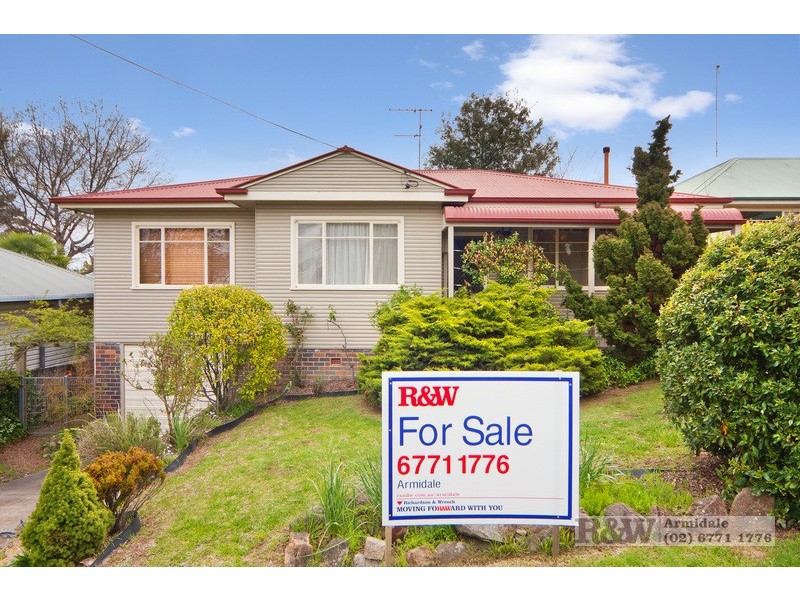 74 Jessie Street, Armidale NSW 2350
