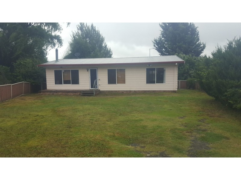 12 Tysoe Crescent, Armidale NSW 2350