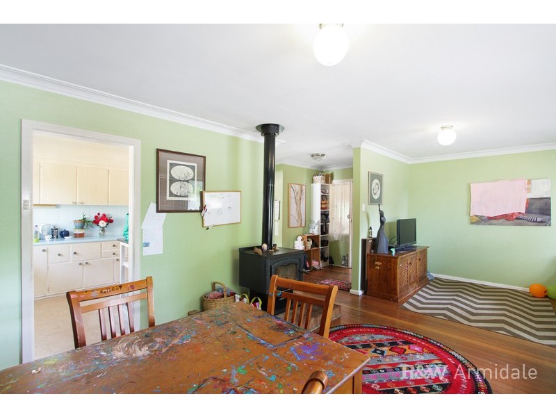32 Enid Street, Armidale NSW 2350