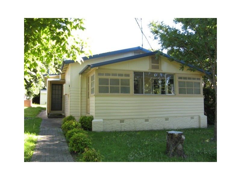 97 Donnelly Street, Armidale NSW 2350