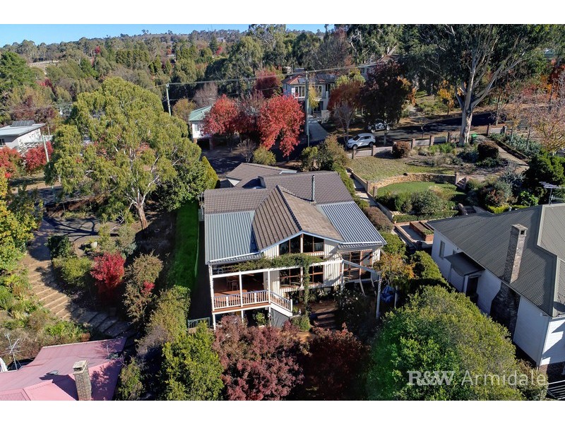 7 Garibaldi Street, Armidale NSW 2350