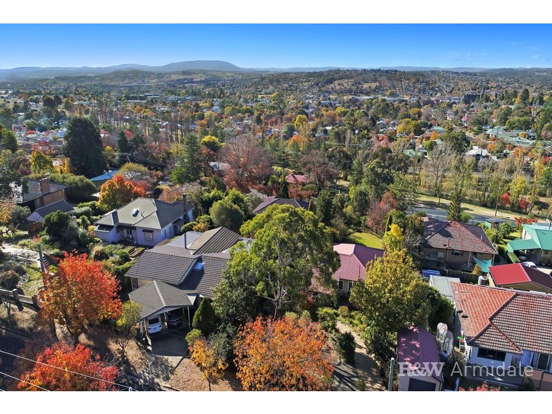 7 Garibaldi Street, Armidale NSW 2350