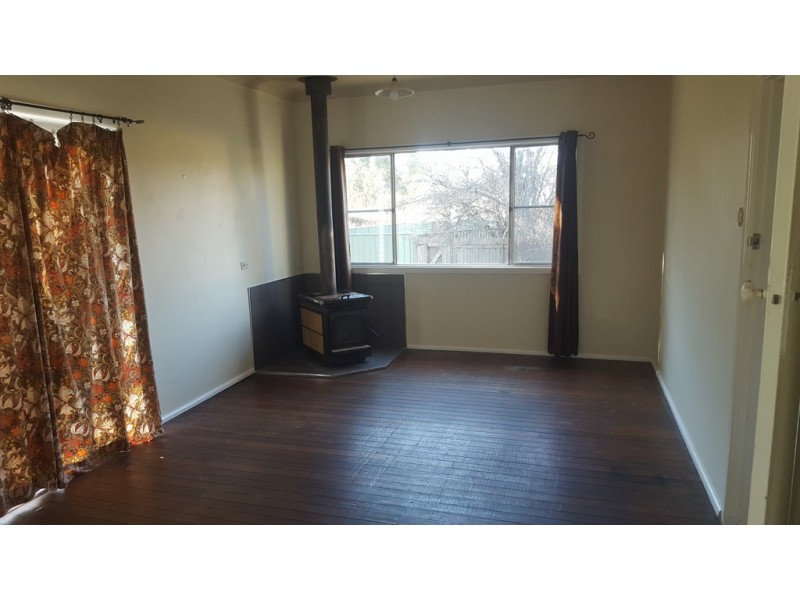 35 Claude Street, Armidale NSW 2350