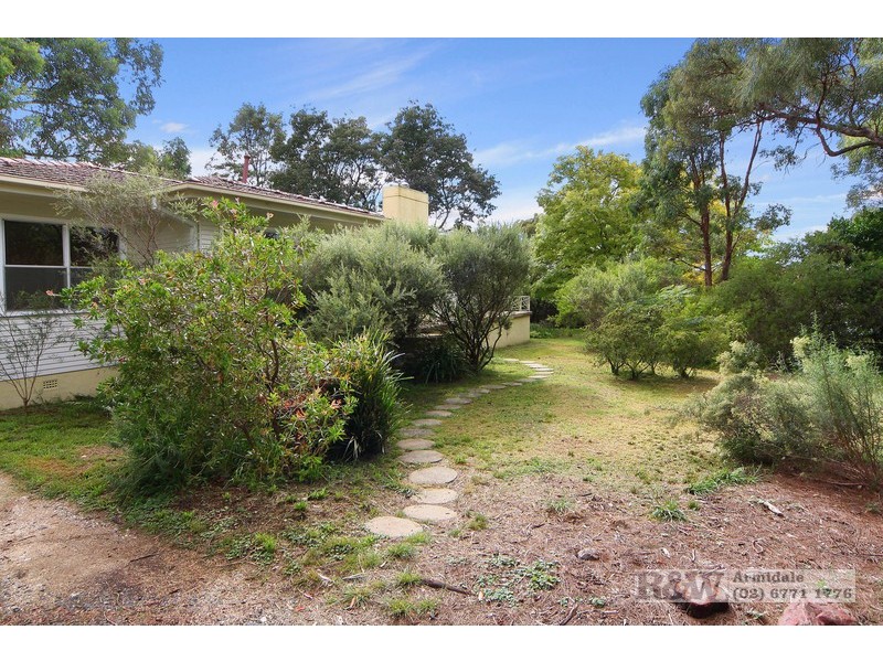 21 Richardson Avenue, Armidale NSW 2350