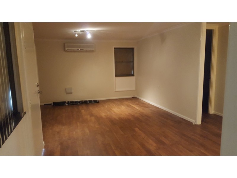 8 Bracken Street, Armidale NSW 2350