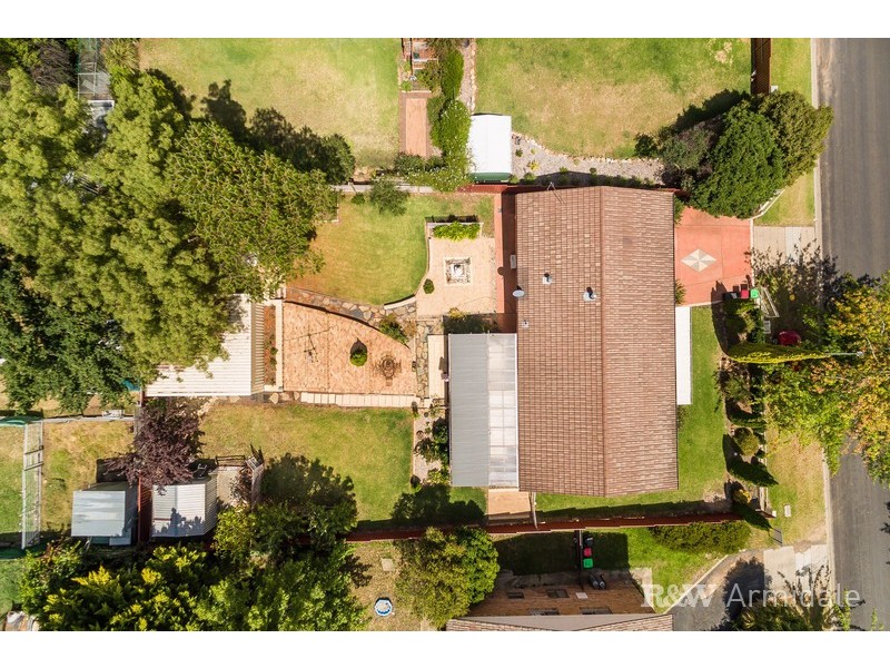 3 Oak Tree Drive, Armidale NSW 2350