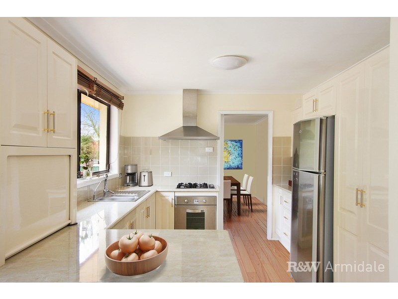 3 Oak Tree Drive, Armidale NSW 2350