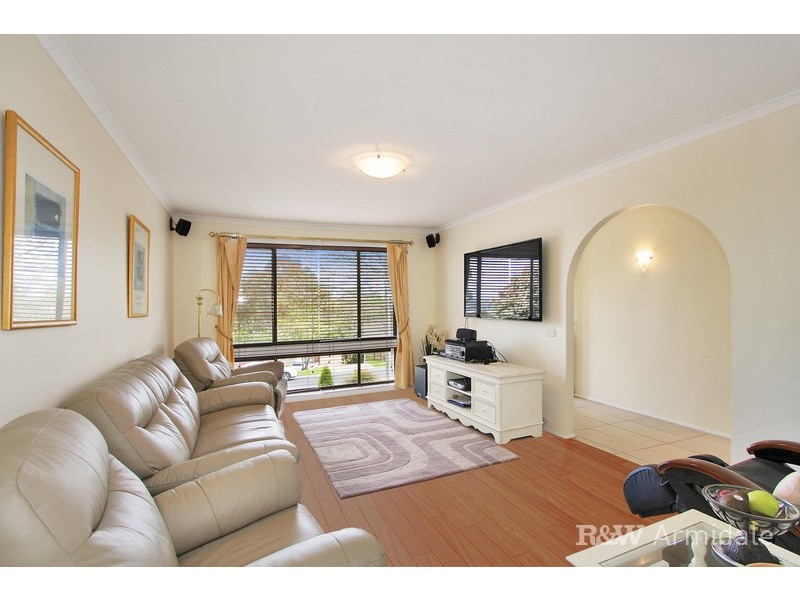 3 Oak Tree Drive, Armidale NSW 2350