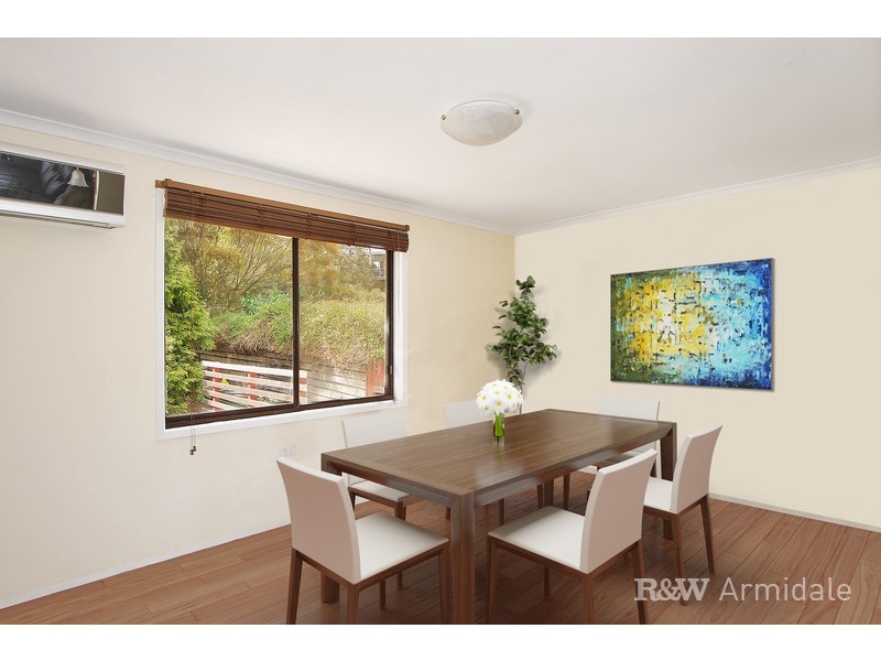 3 Oak Tree Drive, Armidale NSW 2350