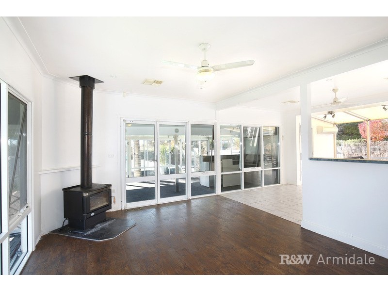 27 Duval Street, Armidale NSW 2350