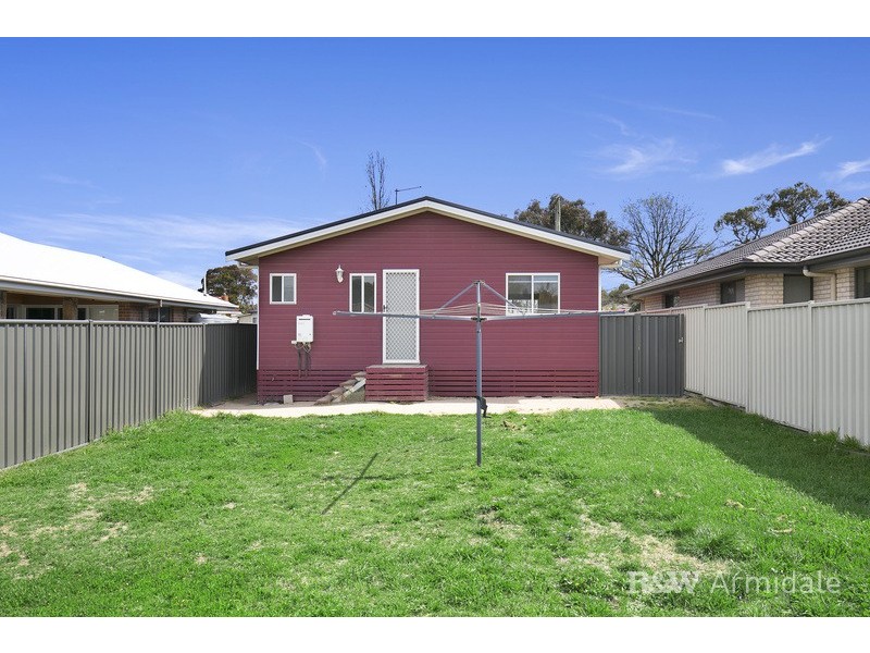 3B Dumaresq Street, Uralla NSW 2358