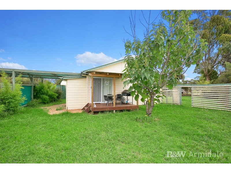 9a Link Rd, Armidale NSW 2350