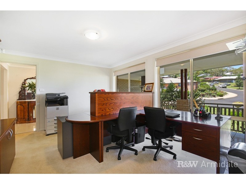 22 Golden Grove, Armidale NSW 2350
