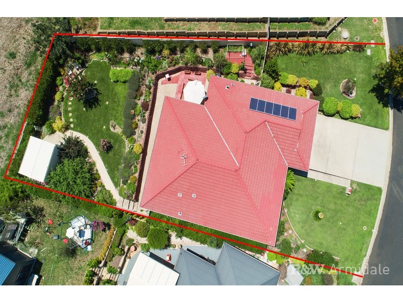 22 Golden Grove, Armidale NSW 2350