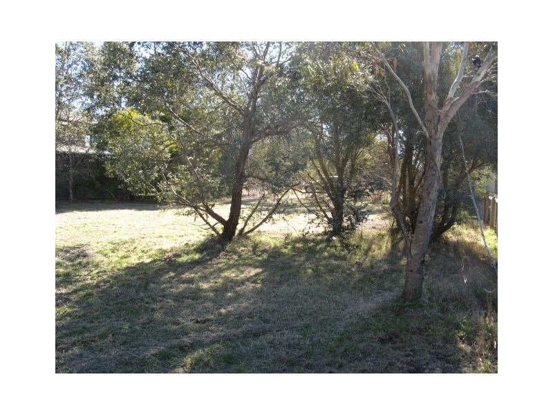 14 Bligh Avenue, Uralla NSW 2358
