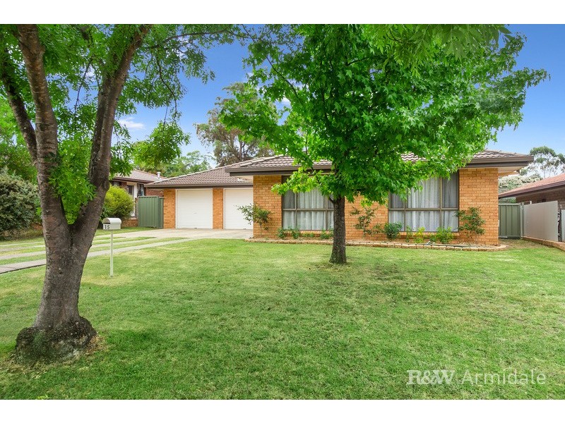 15 Lonsdale Street, Armidale NSW 2350