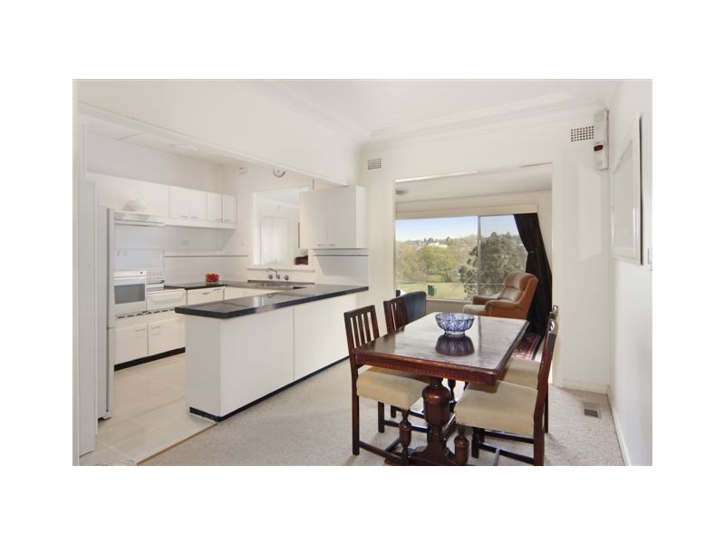 4 Quinn Avenue, Armidale NSW 2350