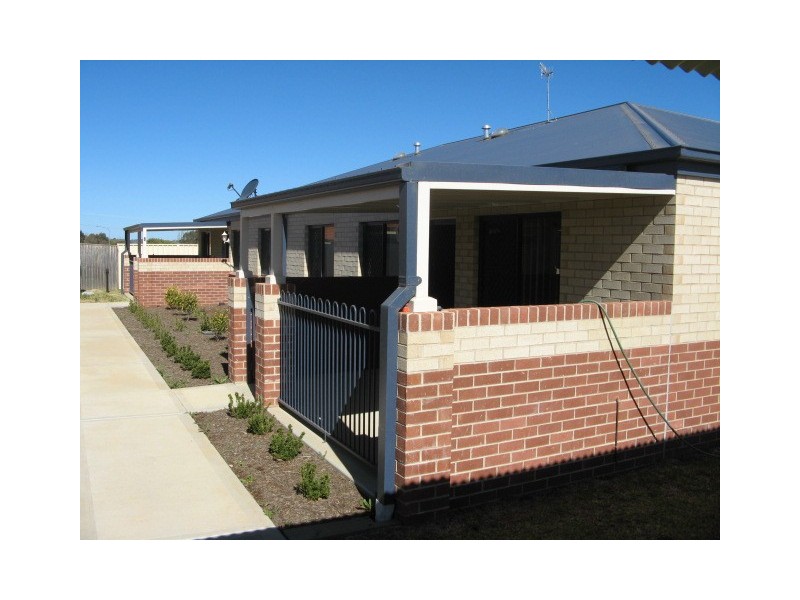 87/80 Queen Elizabeth Drive, Armidale NSW 2350